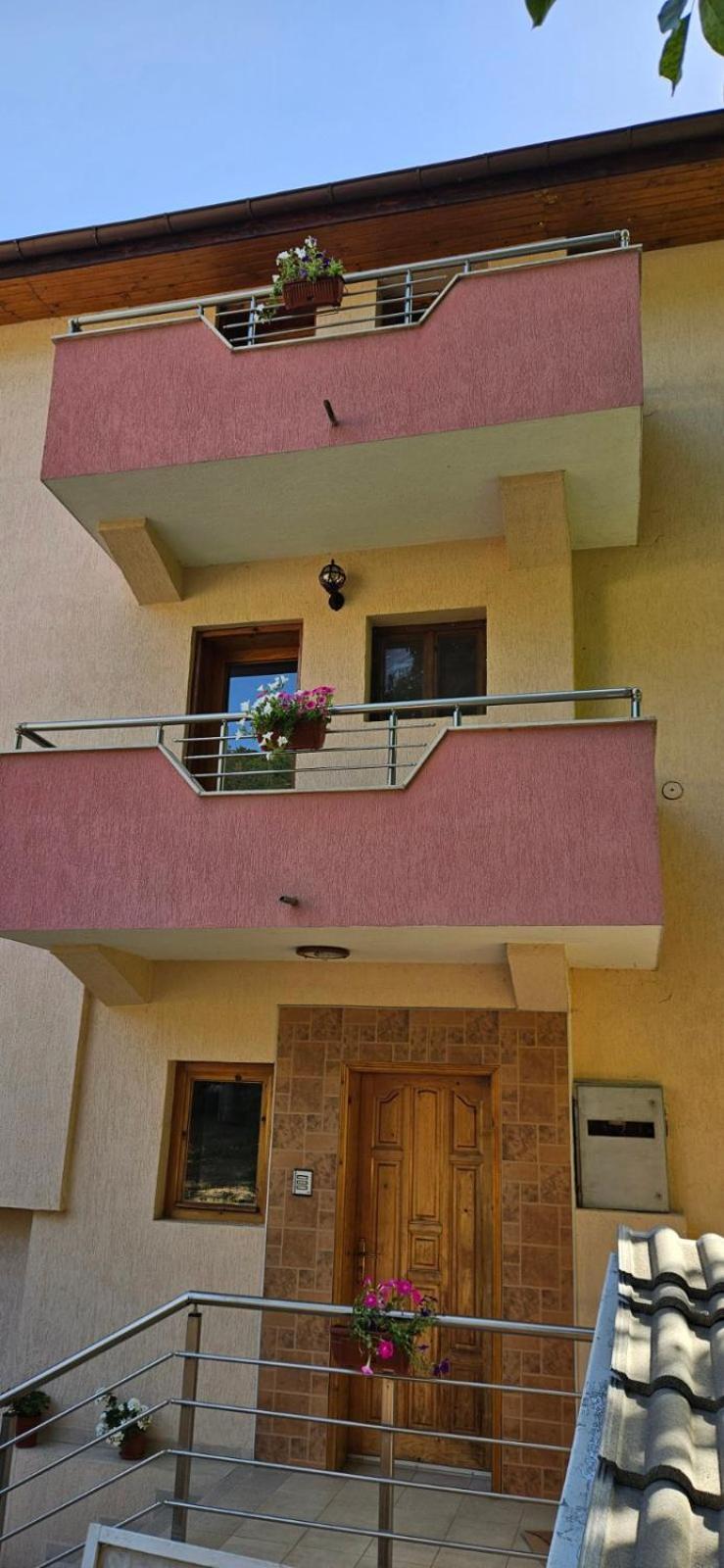 Къща Росена - Стаи За Гости Dewin Exterior foto