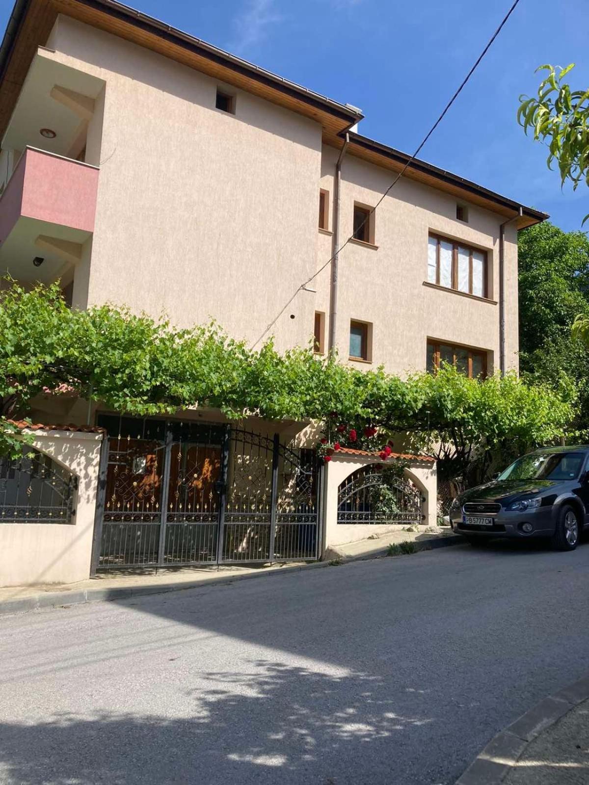 Къща Росена - Стаи За Гости Dewin Exterior foto